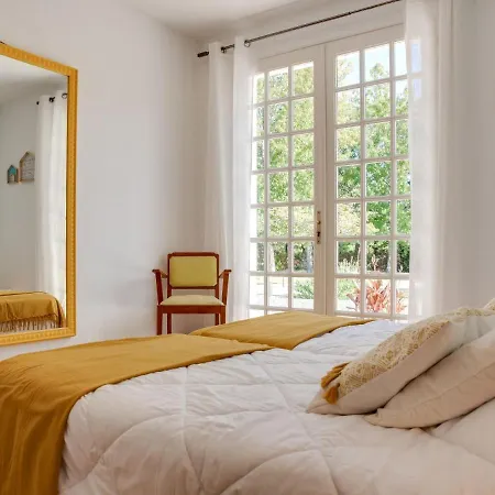 Holiday Garennes * ميميزا بلاج